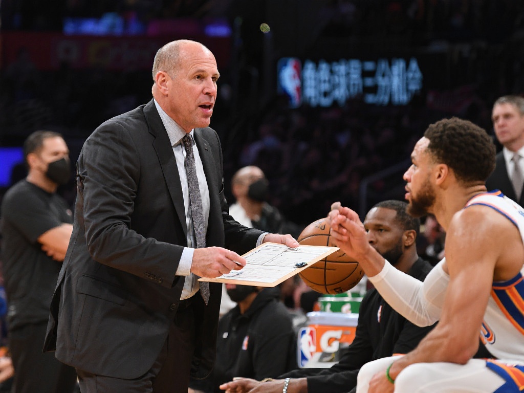 层雄心勃勃 层雄心勃勃